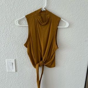 lululemon tie workout top size 4